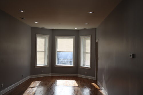 4120 W Gladys Avenue, Chicago, IL