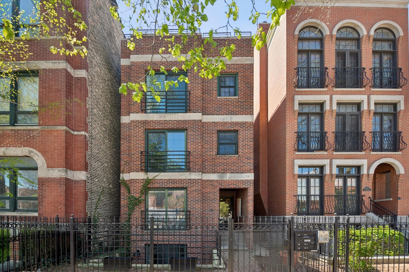 2648 N Seminary Avenue #2, Chicago, IL