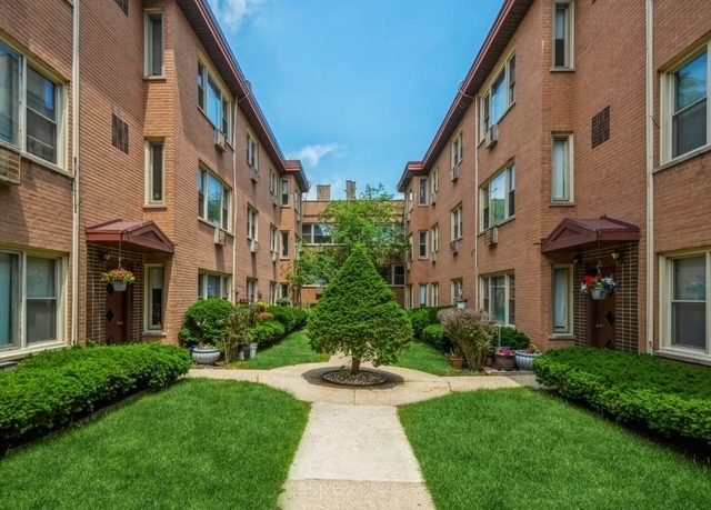 1322 W Lunt Avenue #106, Chicago, IL