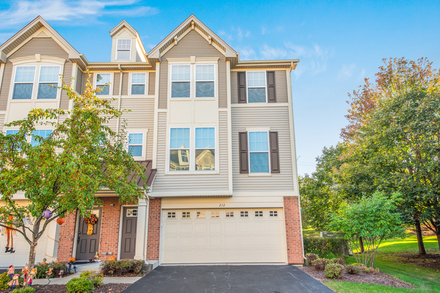 212 Commerce Street, Aurora, IL