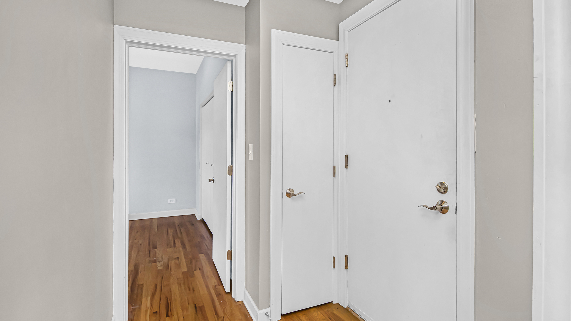 5623 N Wayne Avenue #B3, Chicago, IL