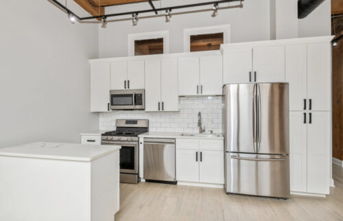 1500 W Monroe Street #312, Chicago, IL