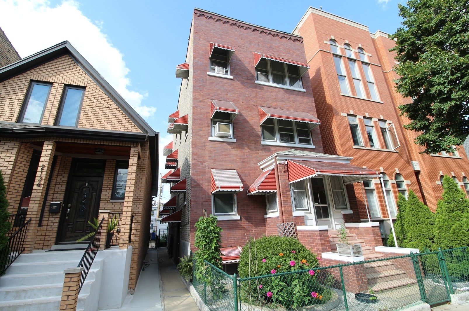 2132 W Walton Street #2, Chicago, IL