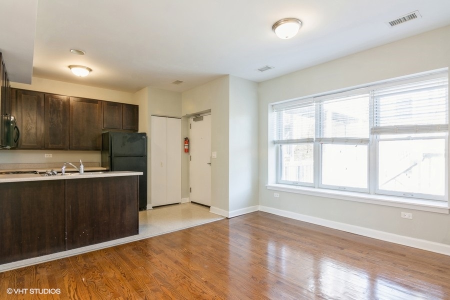 6853 S Ridgeland Avenue #402, Chicago, IL