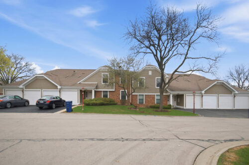 1502 7 Pines Road #C2, Schaumburg, IL