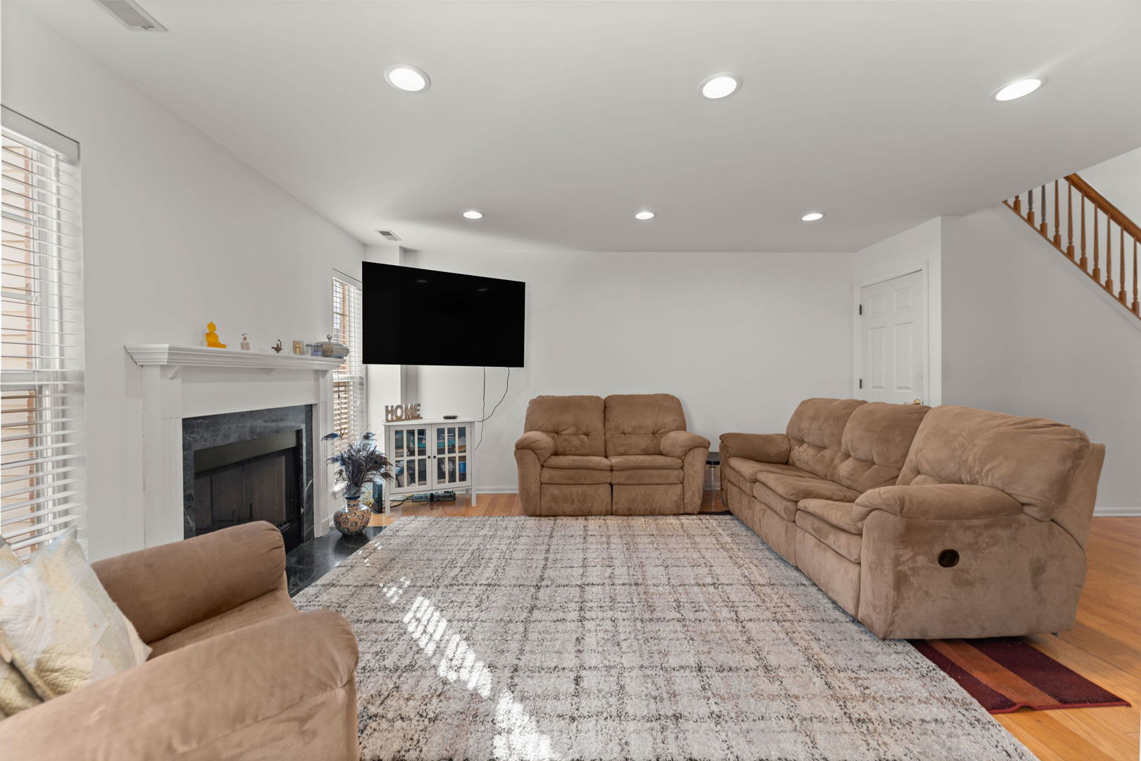 2713 Whitlock Drive, Darien, IL