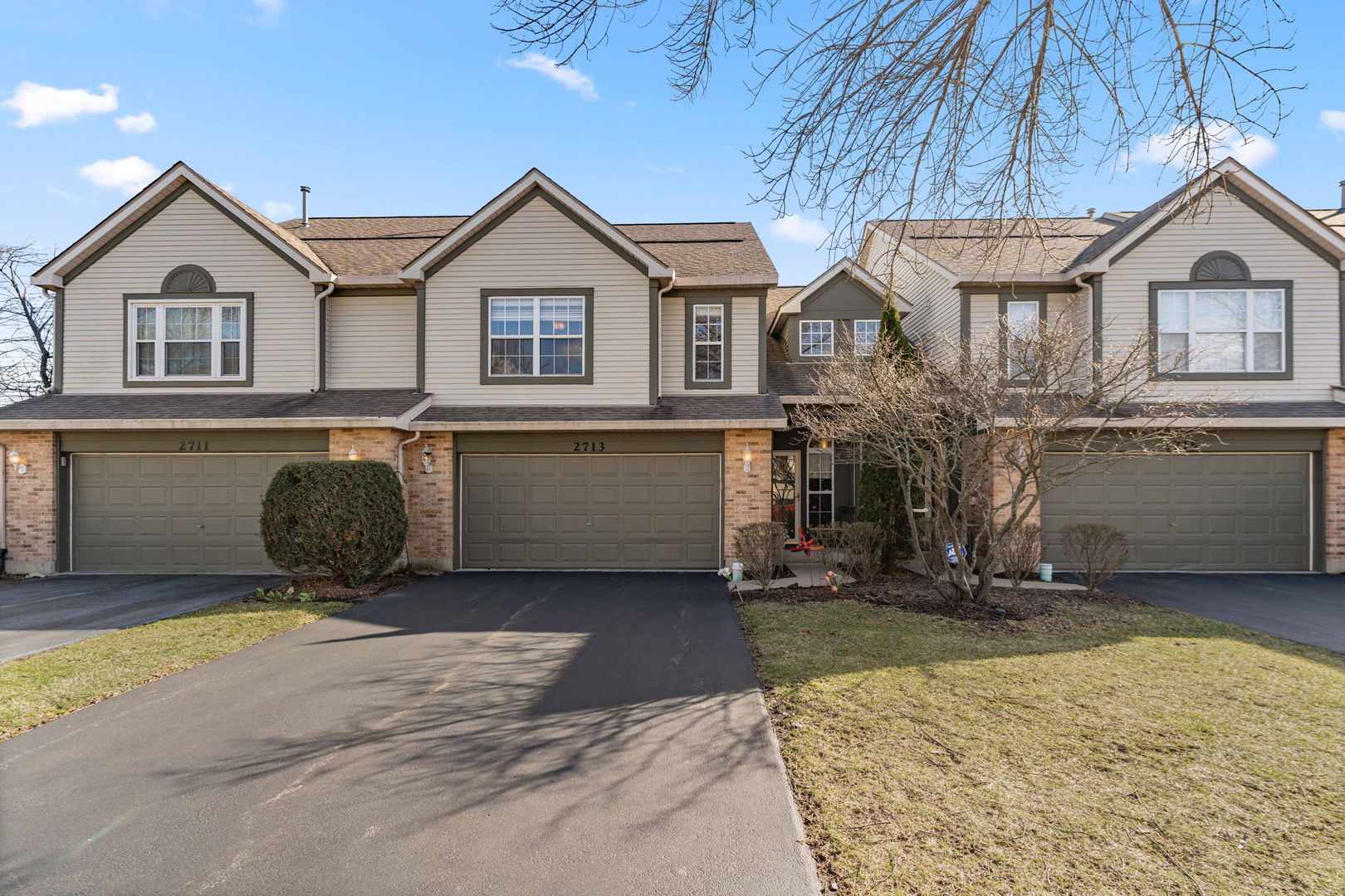 2713 Whitlock Drive, Darien, IL