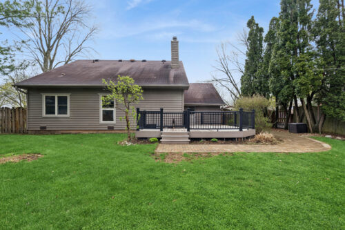 938 Canterbury Drive, Crystal Lake, IL