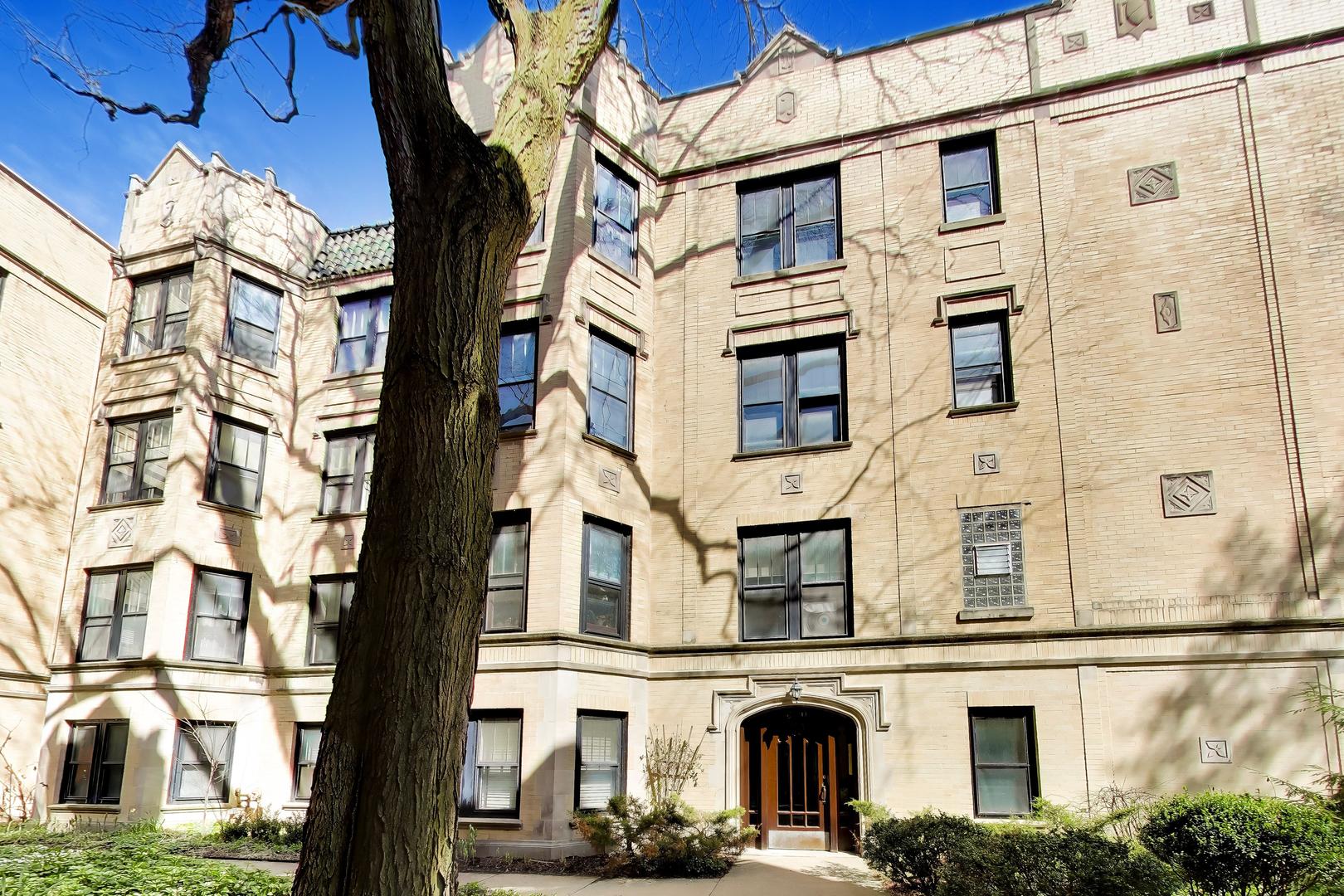 6430 N Glenwood Avenue #2J, Chicago, IL