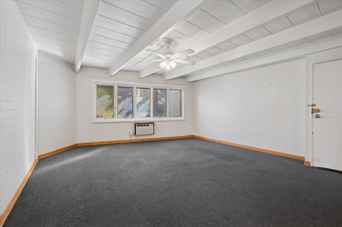 1140 W Lunt Avenue #1B, Chicago, IL