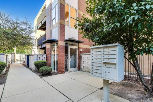 2235 W Maypole Avenue #101, Chicago, IL