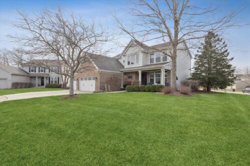 1 Mckenzie Court, Lake In The Hills, IL