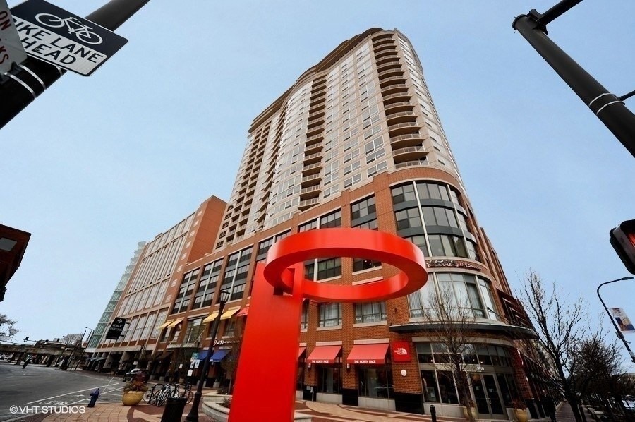 807 DAVIS Street #902, Evanston, IL