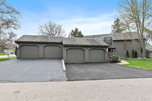 287 Deer Trail Court #D, Lake Barrington, IL
