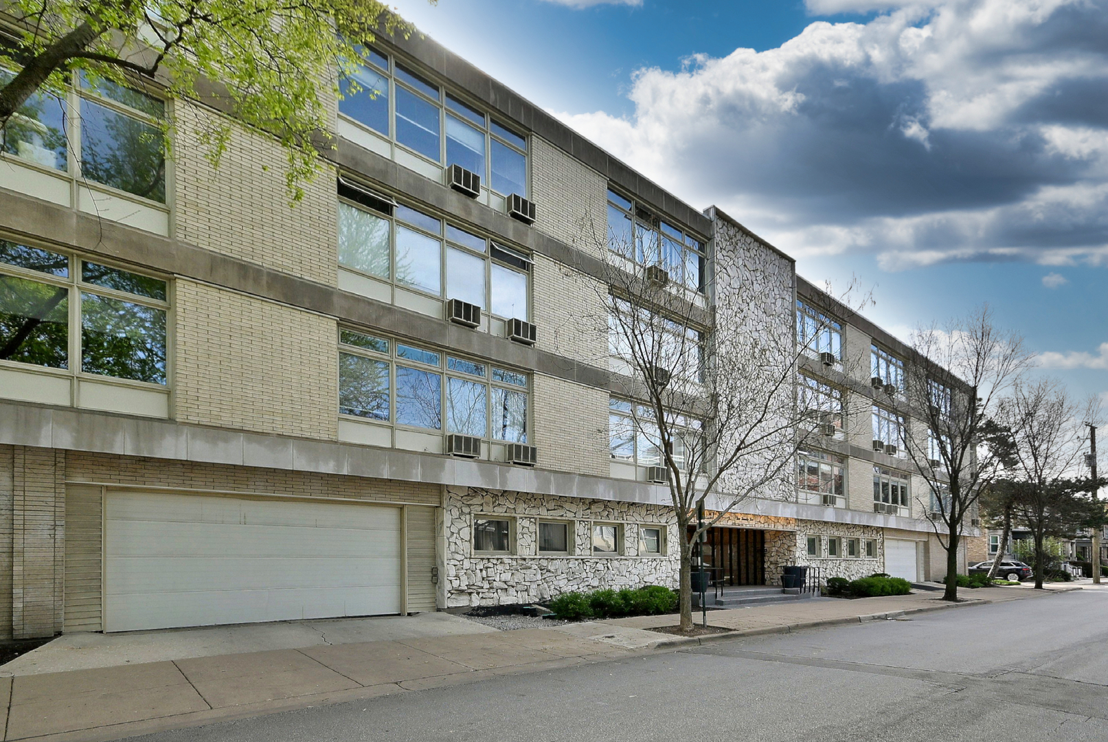 222 N Marion Street #2I, Oak Park, IL