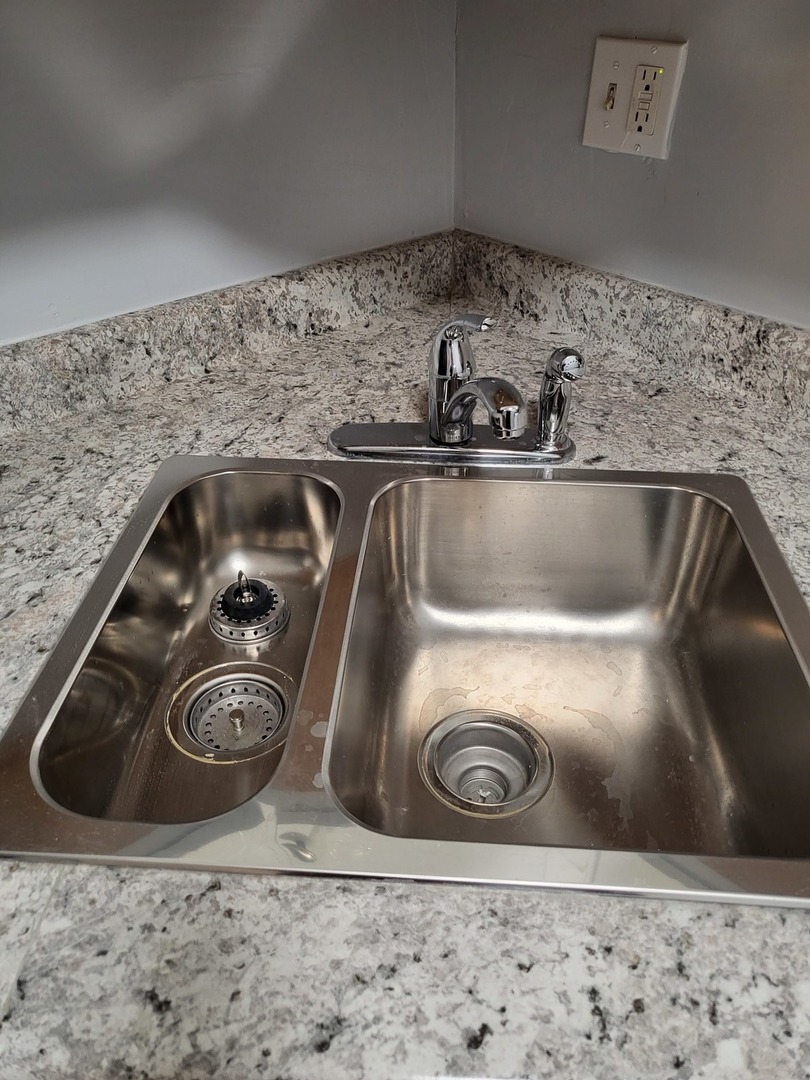 1227 S Harlem Avenue #215, Berwyn, IL