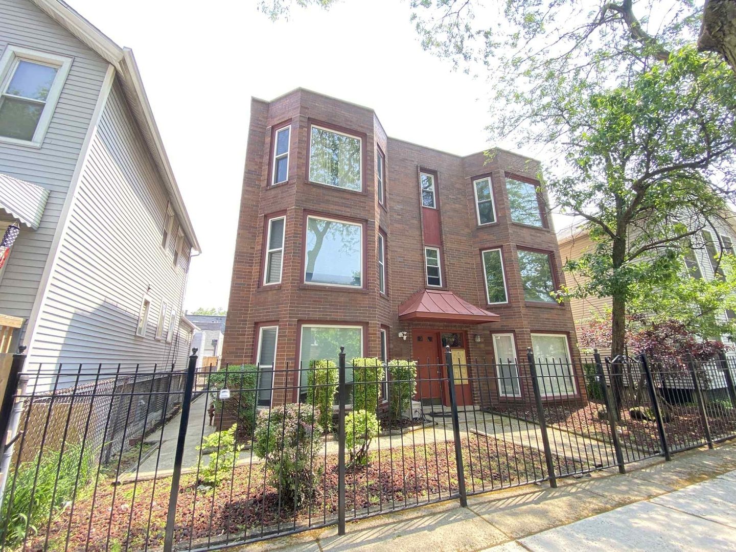 919 S Carpenter Street #3N, Chicago, IL