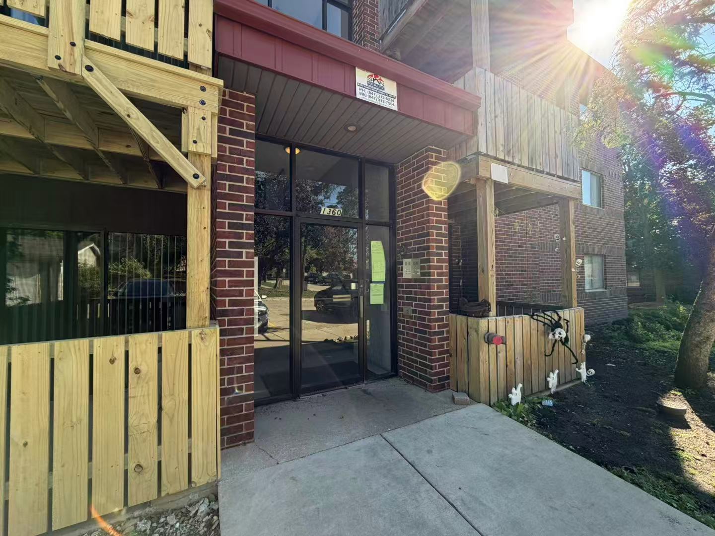 1360 Brook Street #F, St. Charles, IL