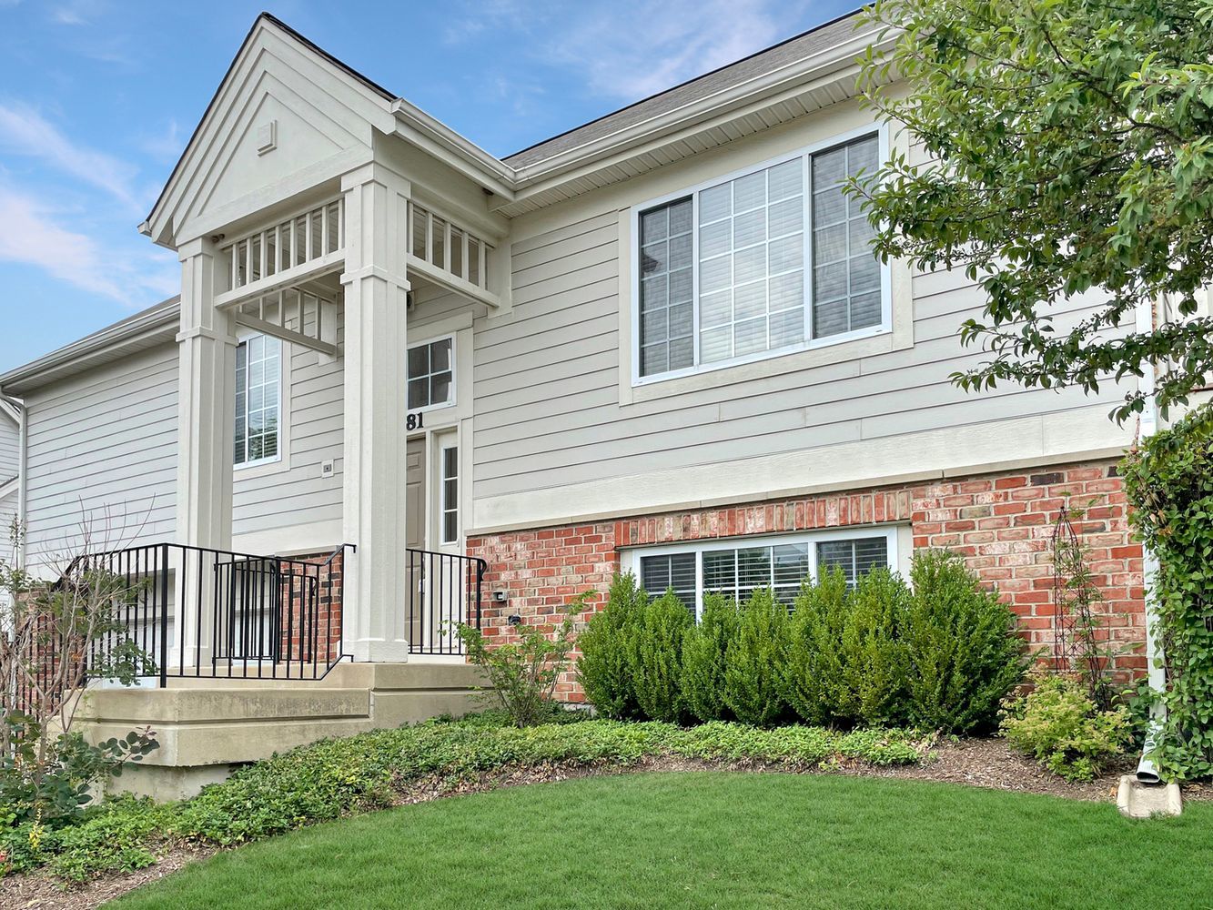 3381 Cameron Drive, Elgin, IL