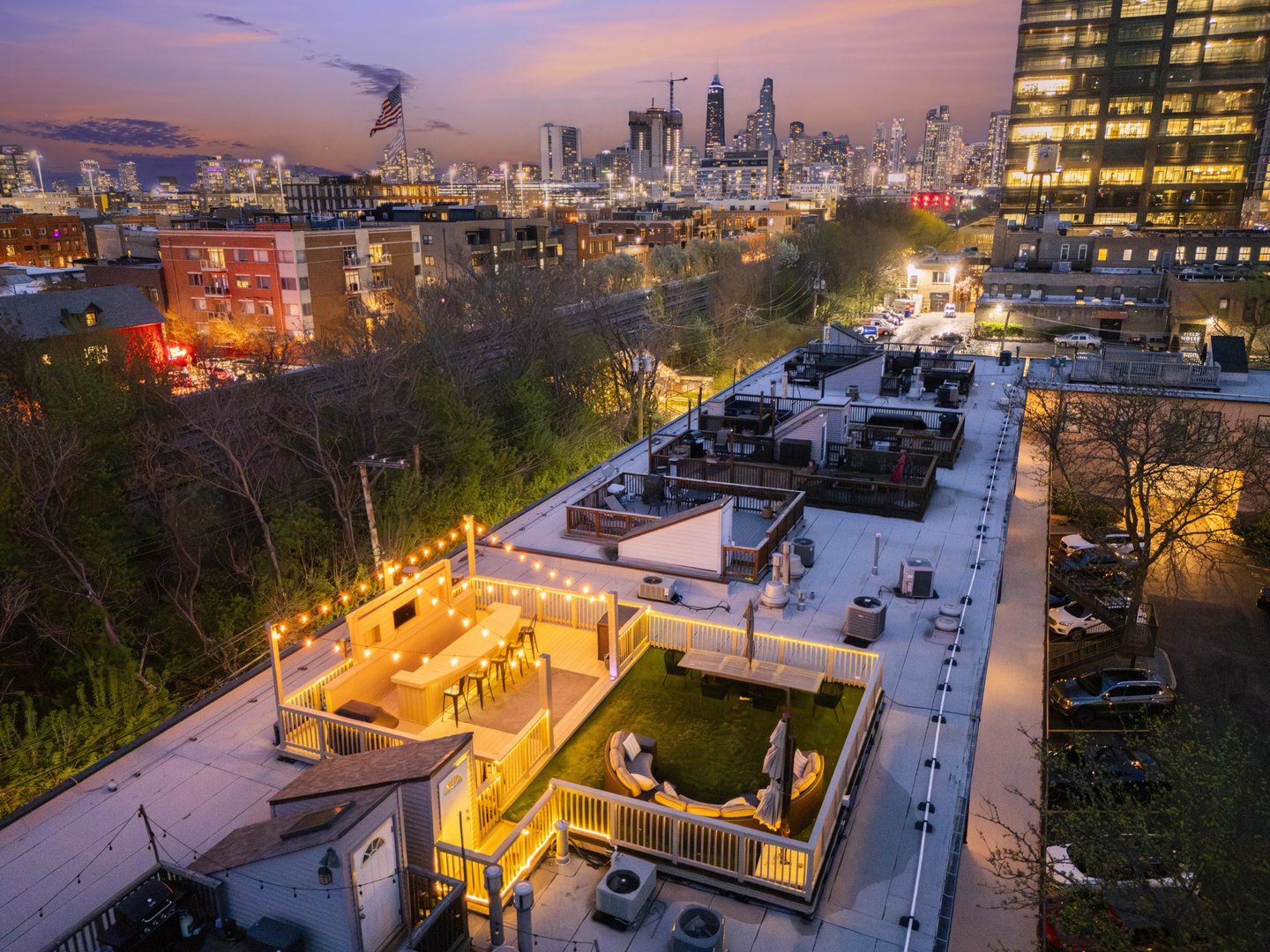 400 N Racine Avenue #219, Chicago, IL