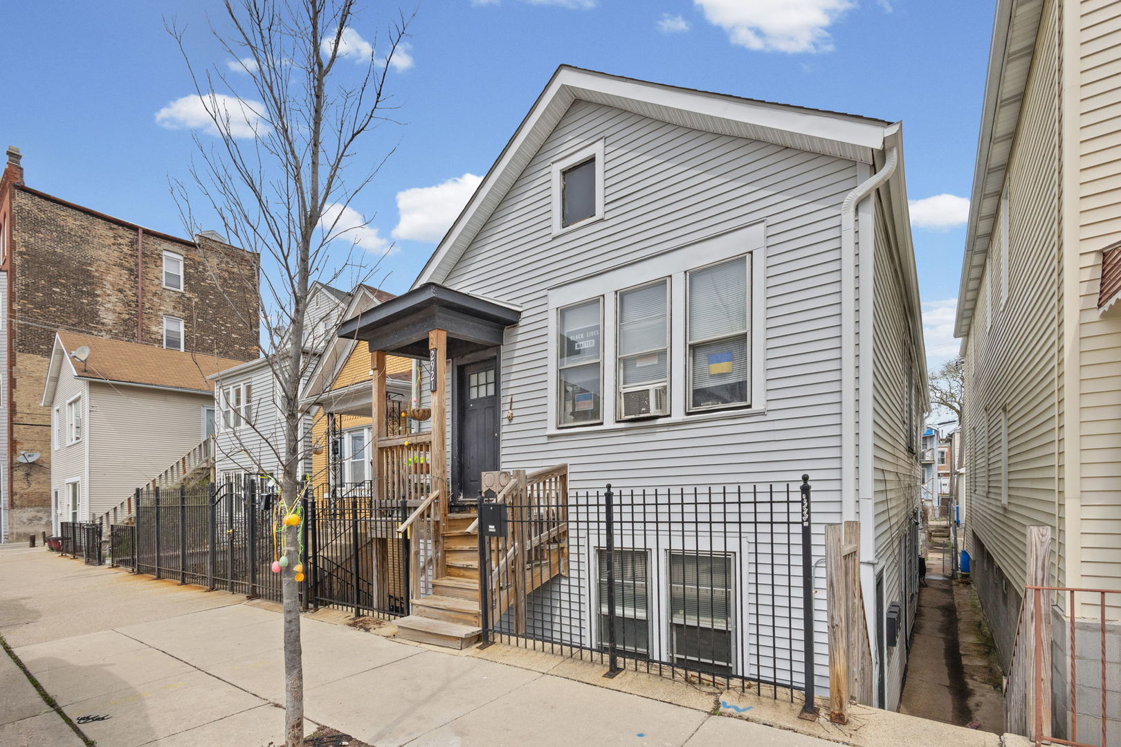 2921 S Bonfield Street, Chicago, IL