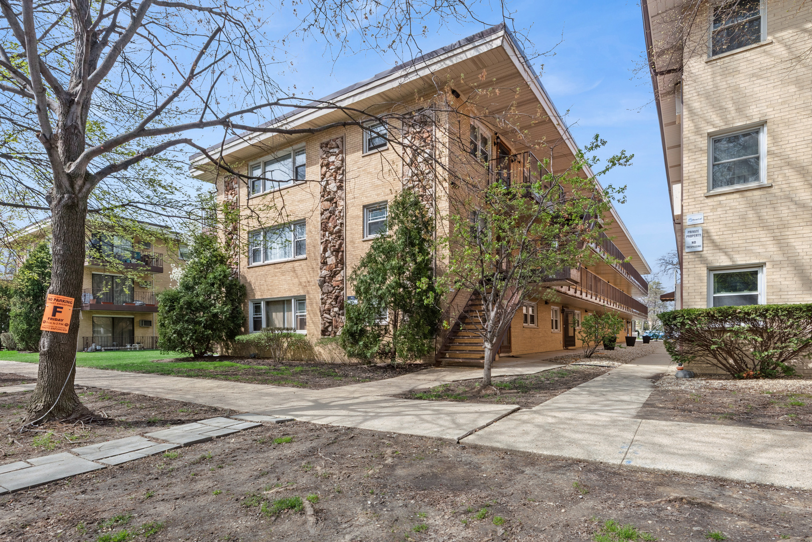 5332 W WINDSOR Avenue #3D, Chicago, IL