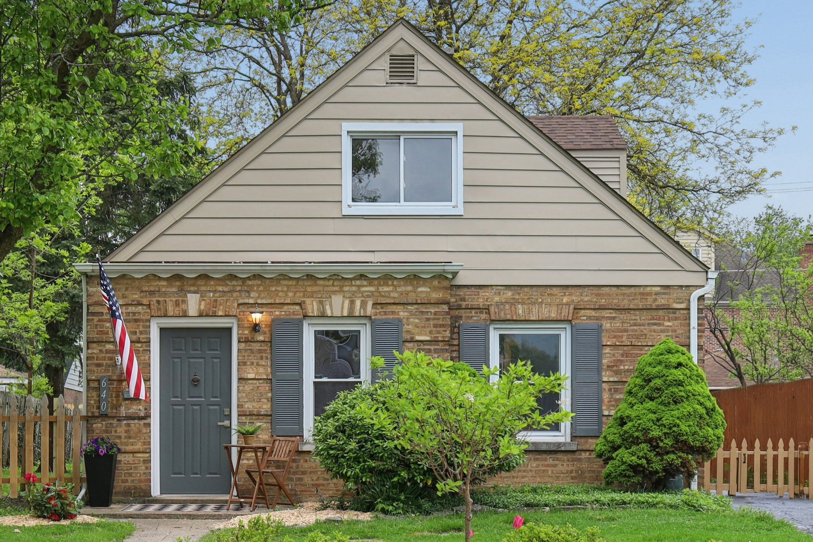 640 8th Avenue, La Grange, IL