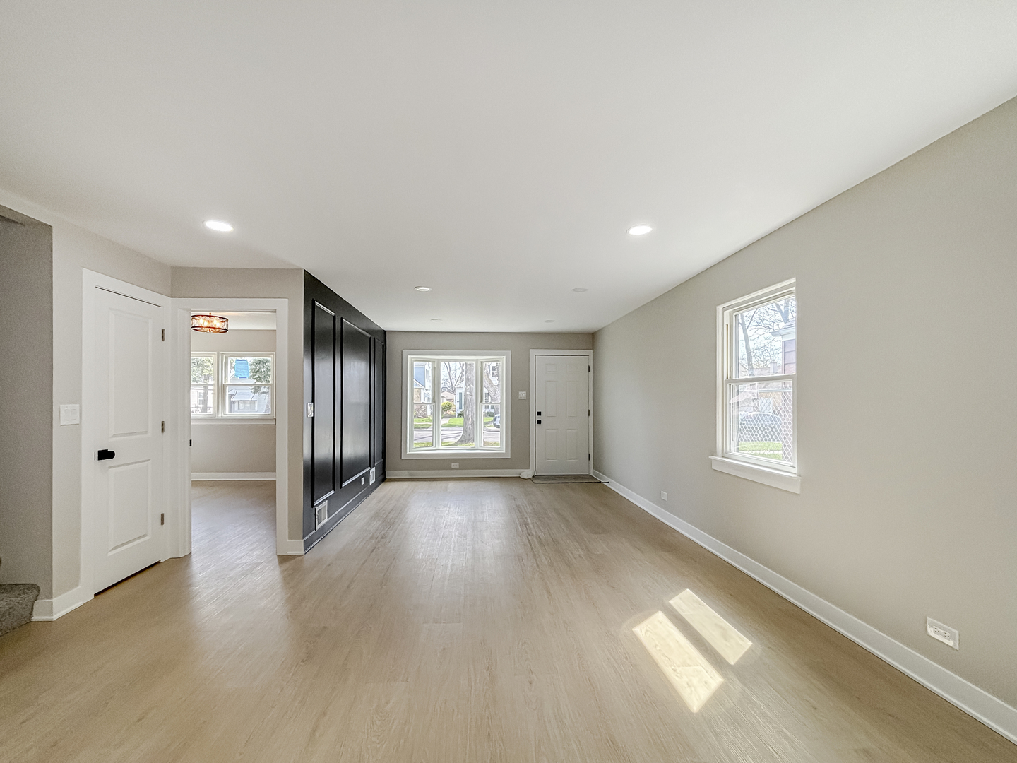 34 47th Avenue, Bellwood, IL