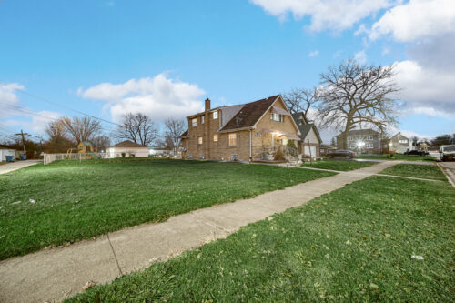 15817 Union Avenue, Harvey, IL