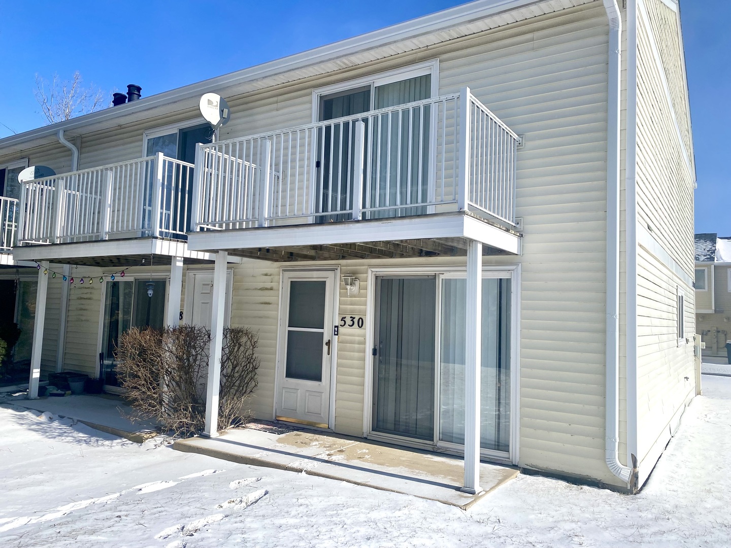 530 Meadow Green Lane #530, Round Lake Beach, IL