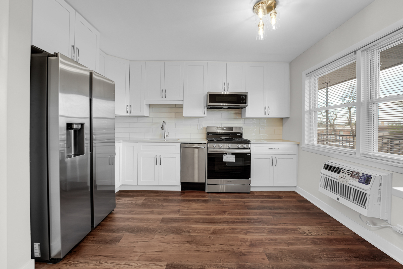 4229 N Keystone Avenue #3F, Chicago, IL