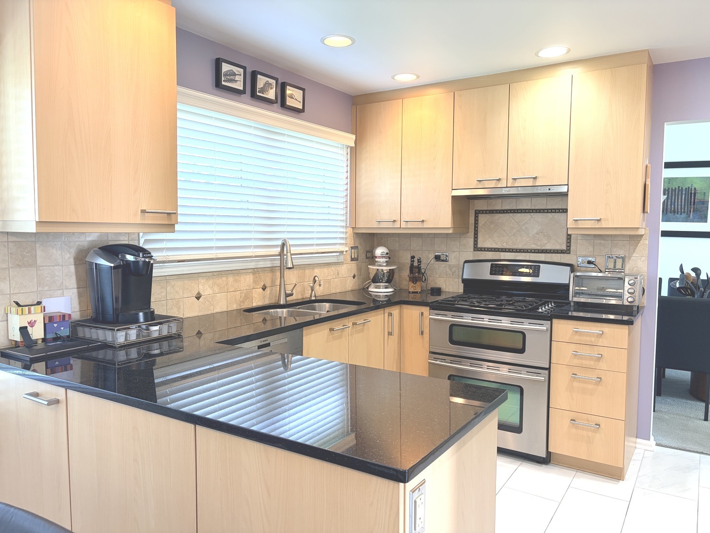 10 Copperwood Drive, Buffalo Grove, IL