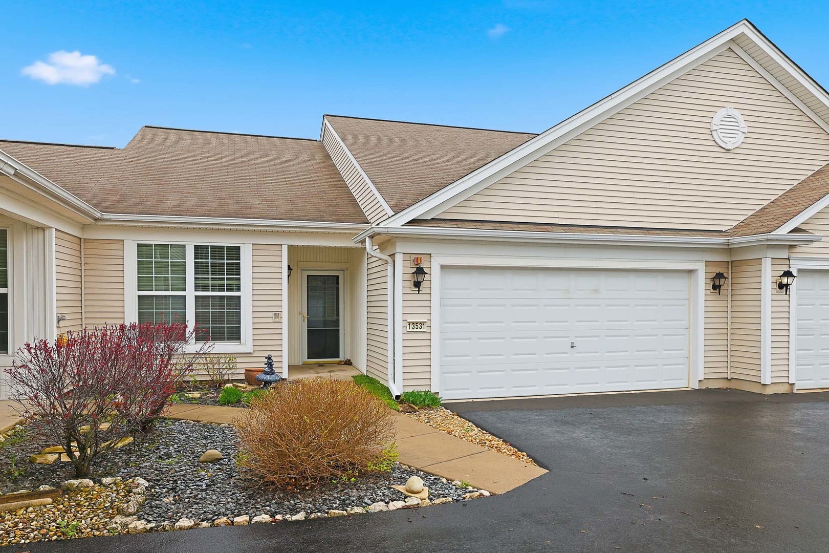13531 YELLOW PINE Drive, Huntley, IL