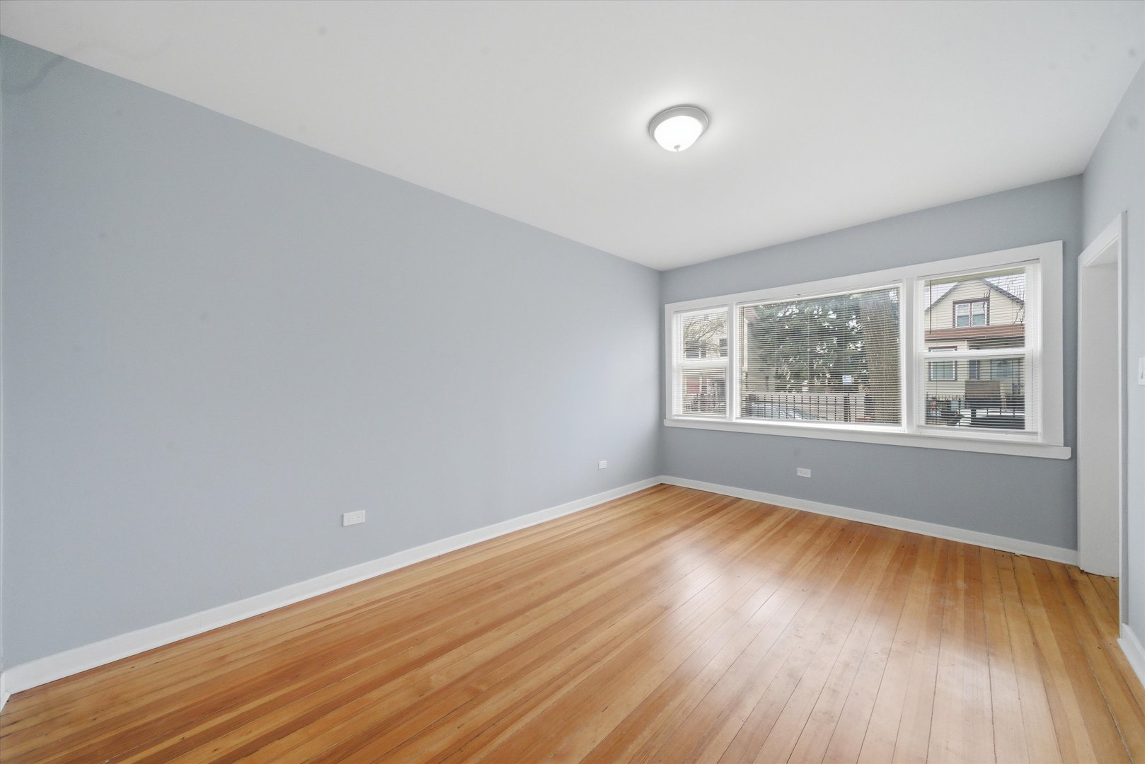 2211 N Lorel Avenue, Chicago, IL