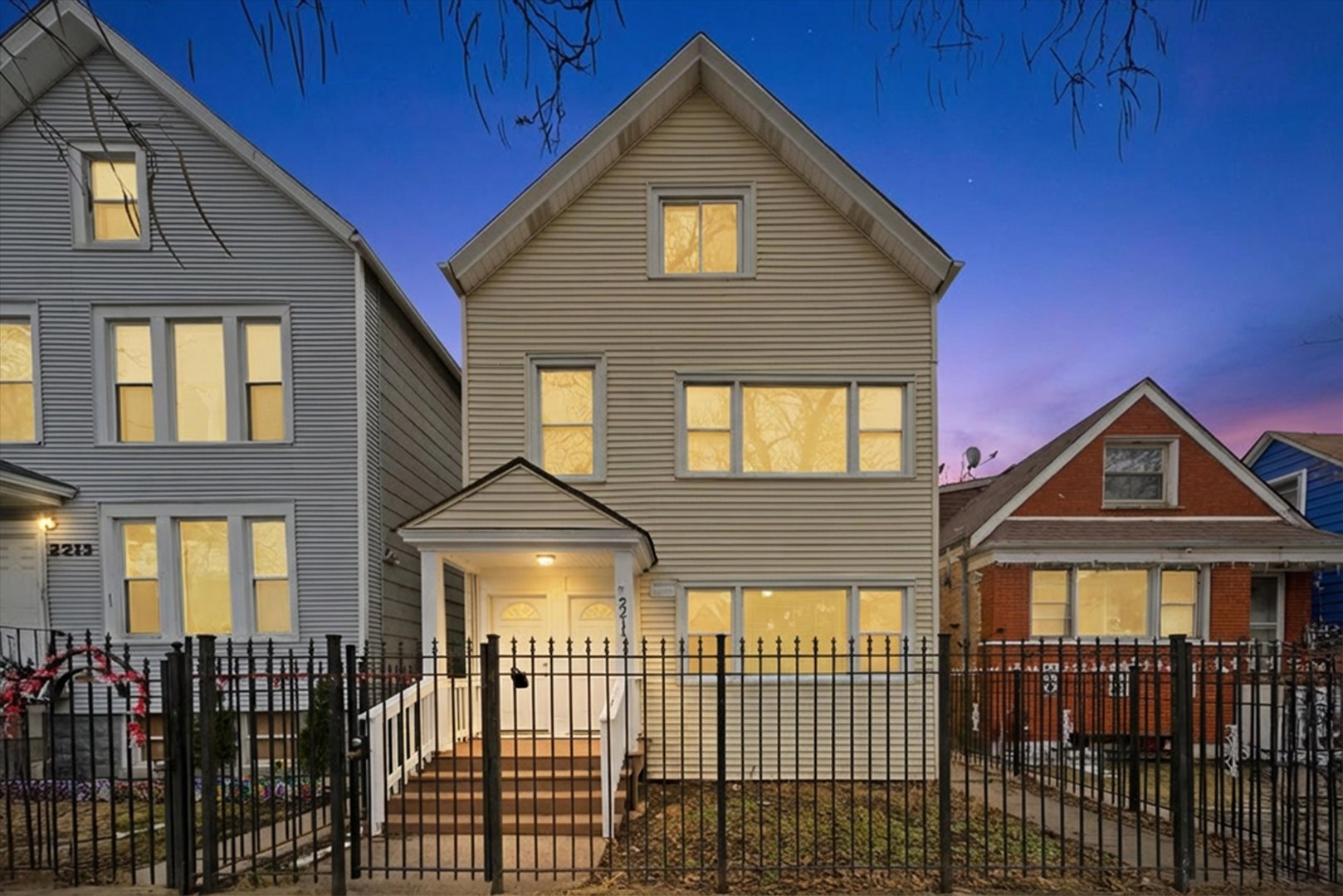 2211 N Lorel Avenue, Chicago, IL