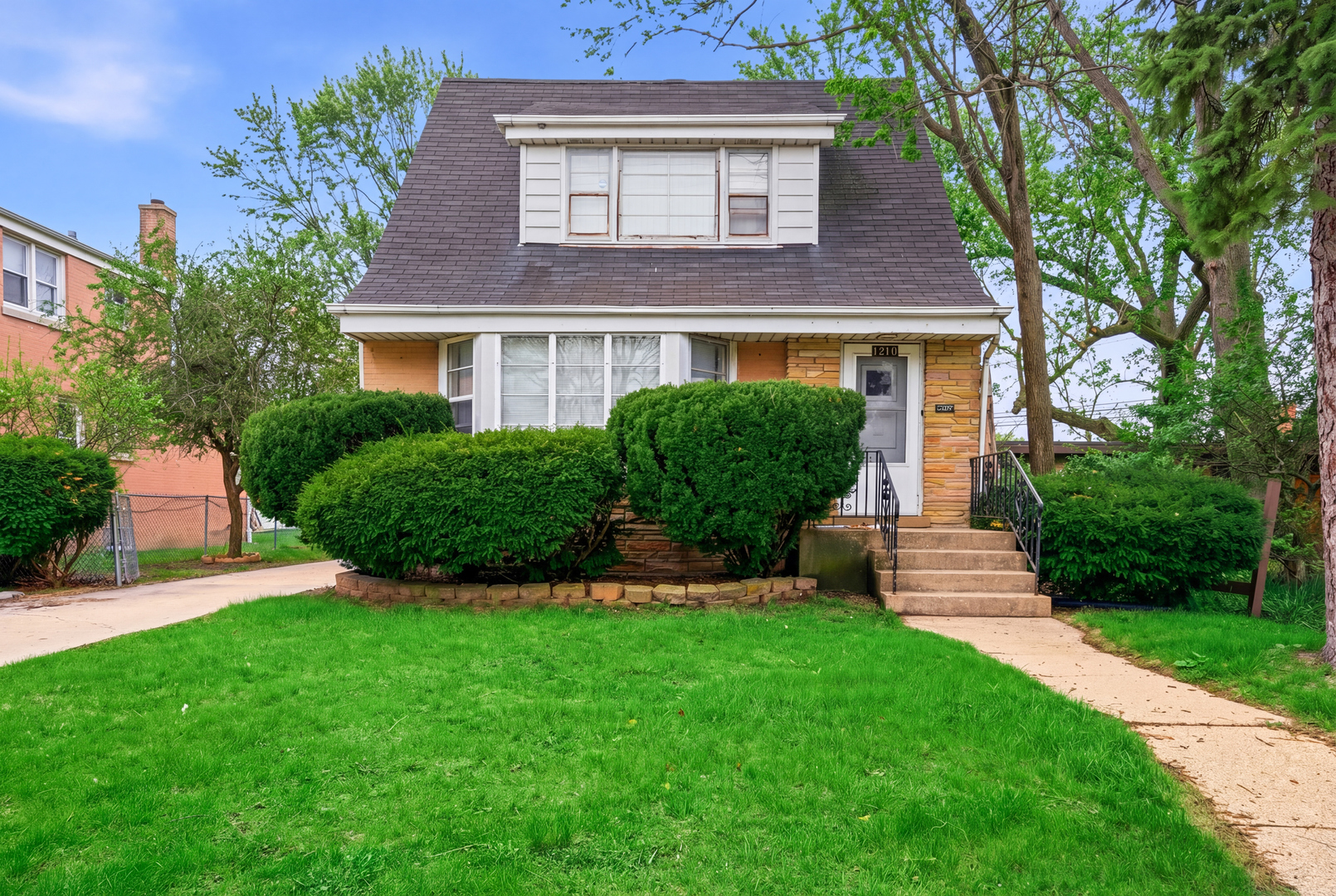 1216 N Northwest Highway, Park Ridge, IL