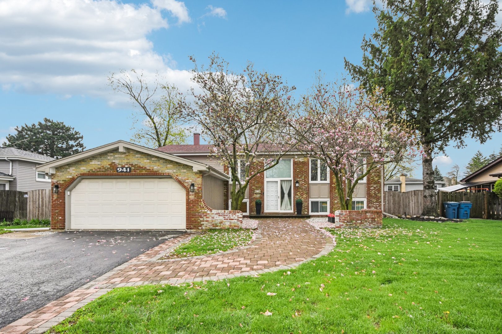 941 W Army Trail Boulevard, Addison, IL