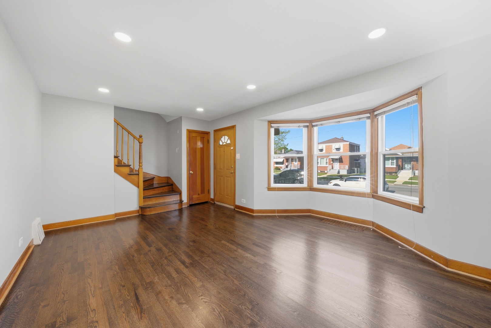 5127 S Hamlin Avenue, Chicago, IL