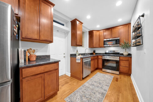 2256 W Arthur Avenue #2, Chicago, IL