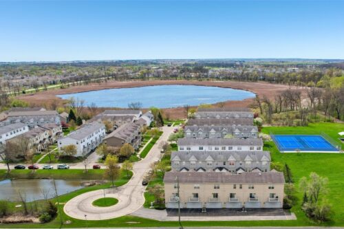 626 N Triumph Court, Hainesville, IL