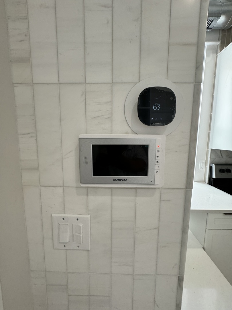 601 Green Bay Road #204, Wilmette, IL