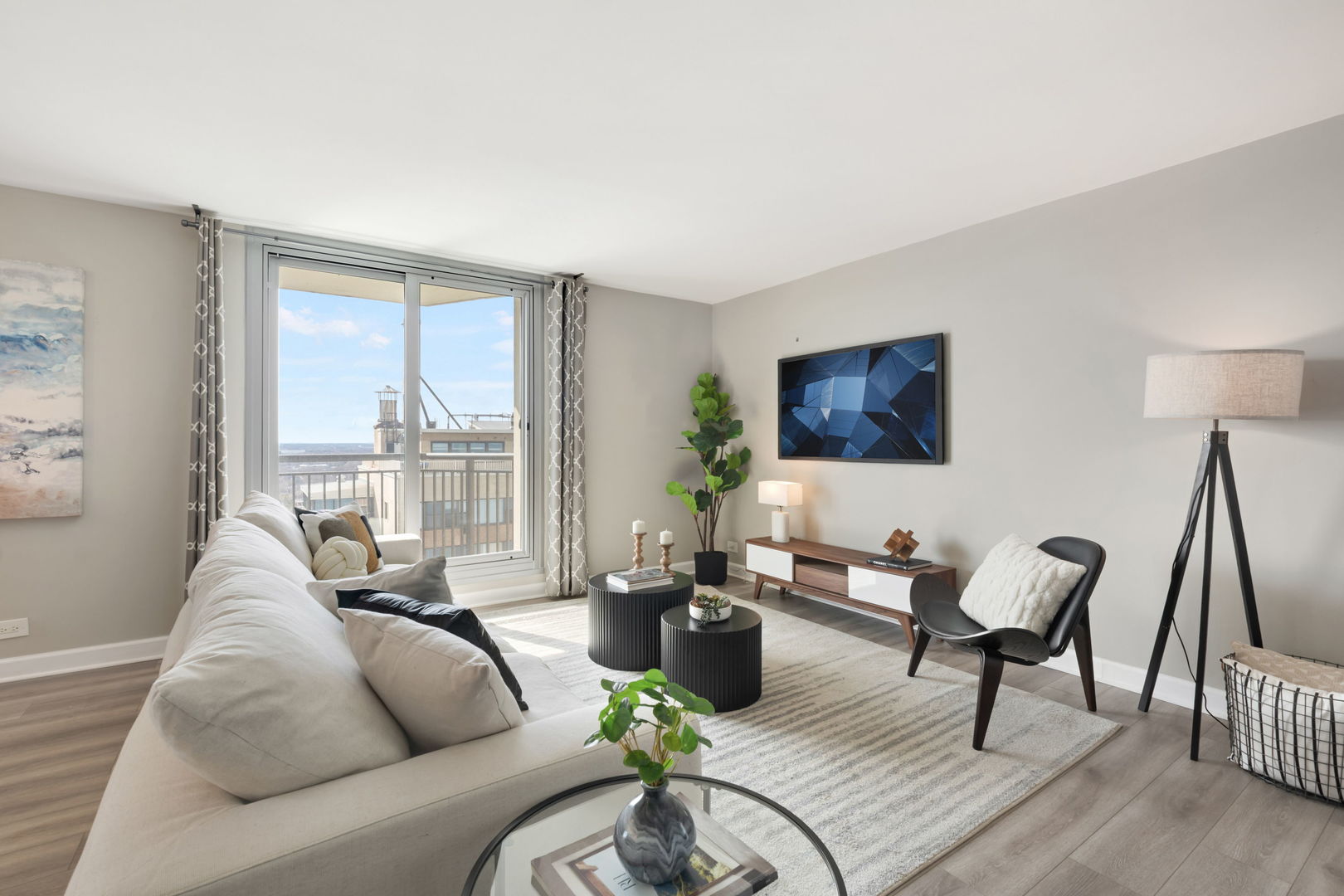 6007 N Sheridan Road #22K, Chicago, IL