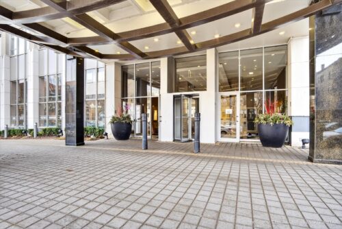 655 W IRVING PARK Road #1101, Chicago, IL