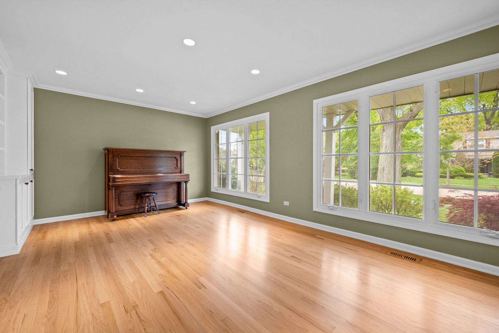 3142 Hemlock Lane, Northbrook, IL