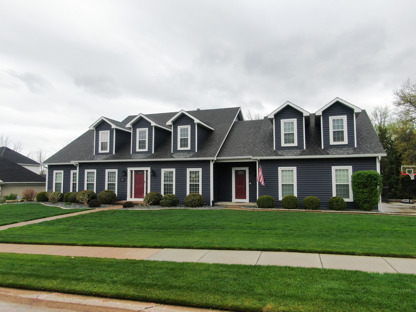 2267 Saint Andrews Circle, Bettendorf, IA