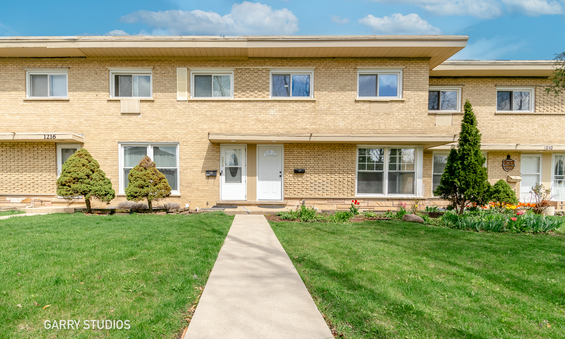 1212 N Wheeling Road, Mount Prospect, IL