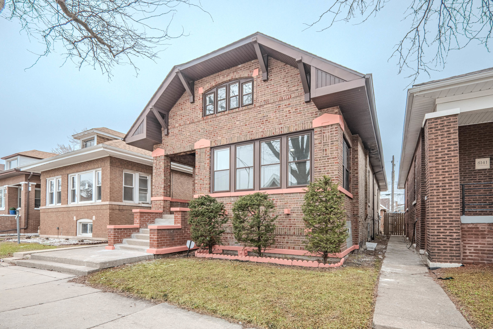 8137 S Loomis Boulevard, Chicago, IL