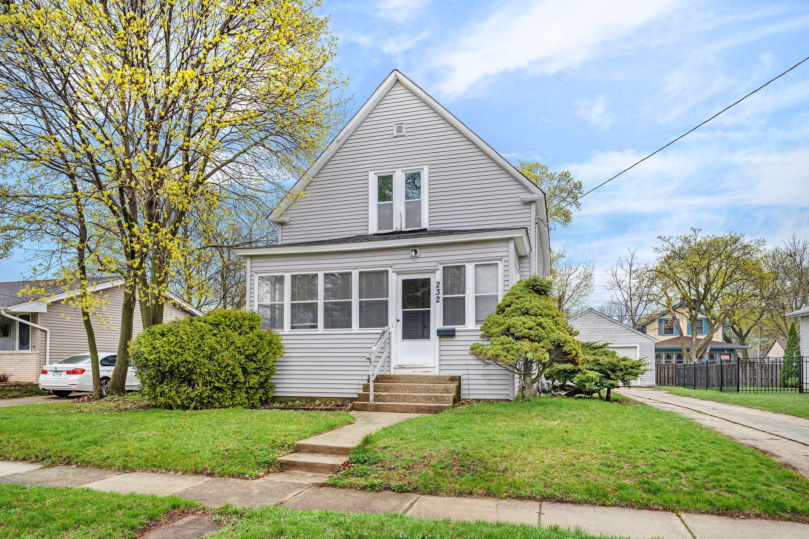 232 N Green Street, Carpentersville, IL