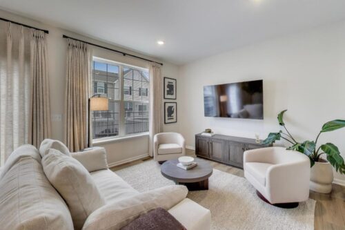 1406 Neubauer Circle #1904, Lindenhurst, IL