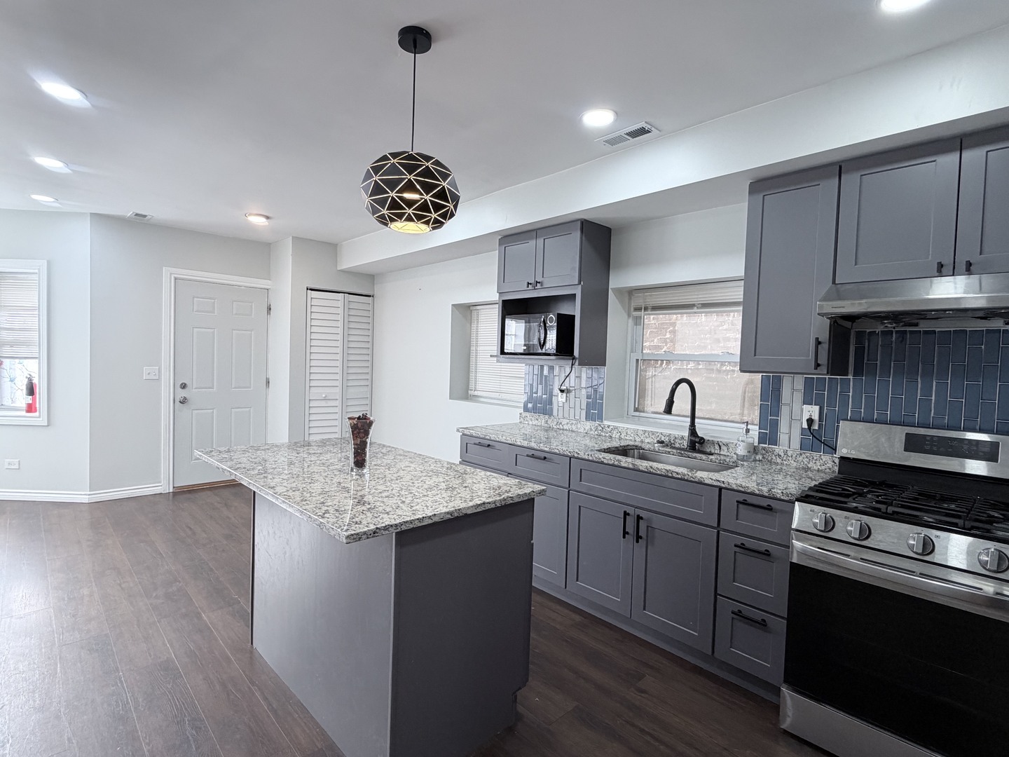 4613 S Saint Louis Avenue #1, Chicago, IL